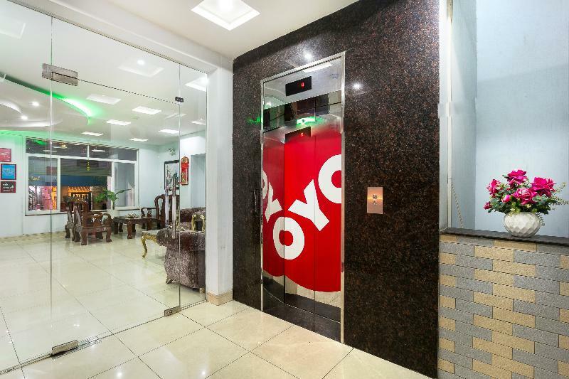 Oyo 130 Tuan Long Hotel Хошимін Екстер'єр фото